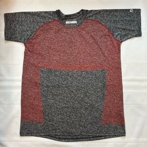 Pullover TShirt Sz XXL Cougar Sport‎ Dryformance Technology Black Red EUC